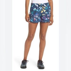 The North Face Classic V Shorts in Blue Wing Teal Leaf Print